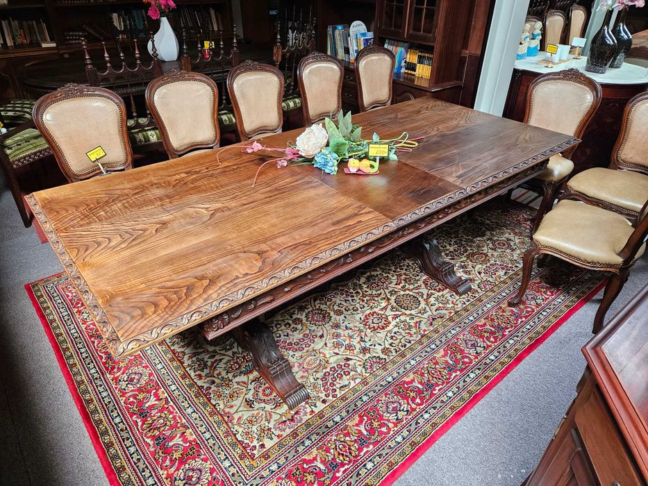 Mesa antiga em madeira maciça - extensível óptimo estado geral