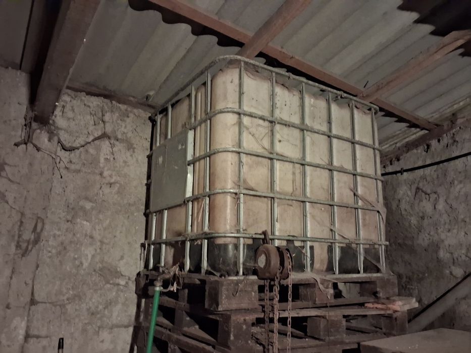 IBC depósito de combustível ou água 1050 litros