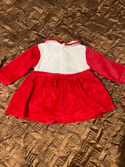 Сукня та пінетки на дівчинку розмір 0-3 міс