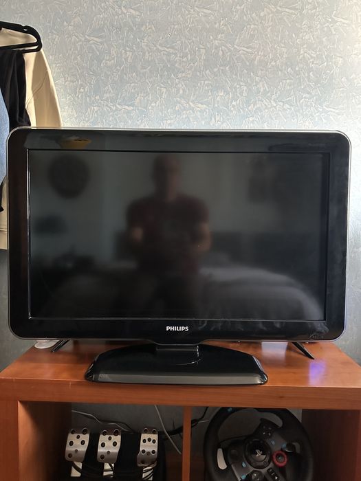 Vendo tv lcd phillips 32”