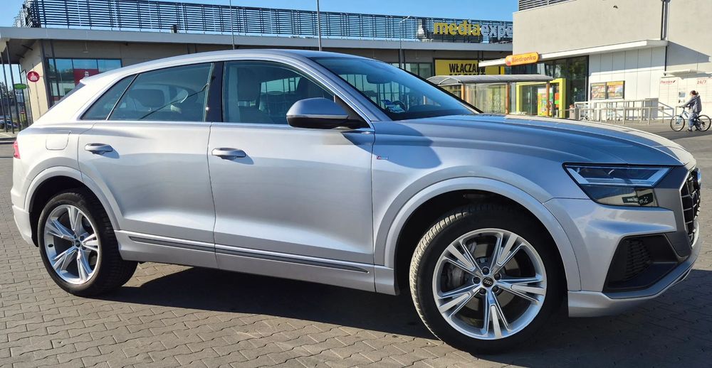 Audi Q8 Salon Polska, tempomat ACC, serwis ASO