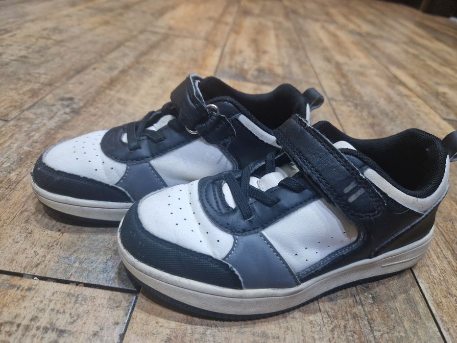 Adidasy dziecięce r.31