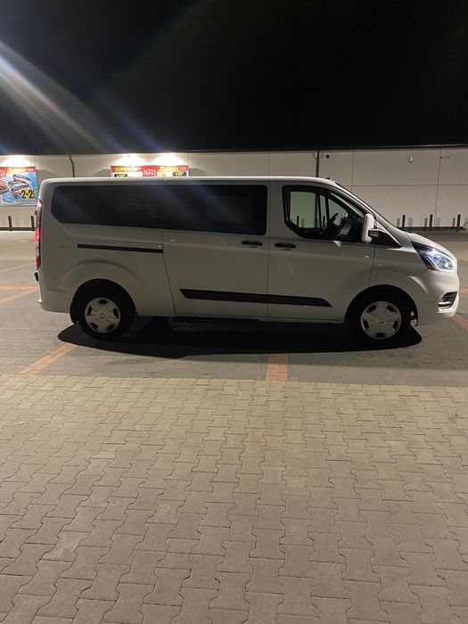 Przewóz osób busem 9