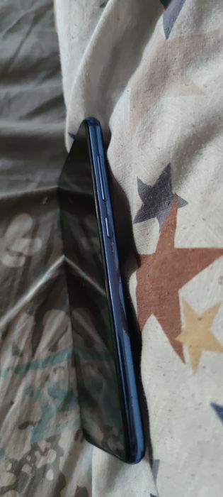 Телефон Xiomi mi 9 SE