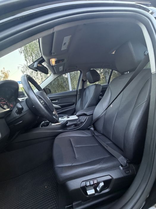 Продам Bmw 3-series f30 320i