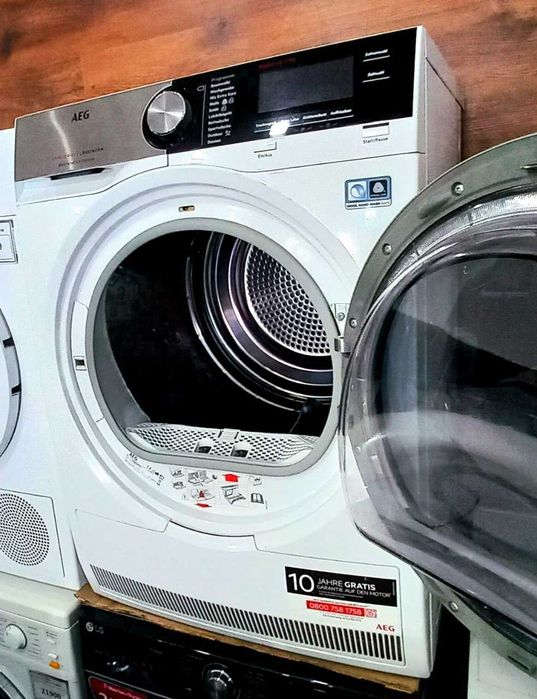 Сушильна машина AEG T8DE86685 сушіння тепловим насосом  А+++