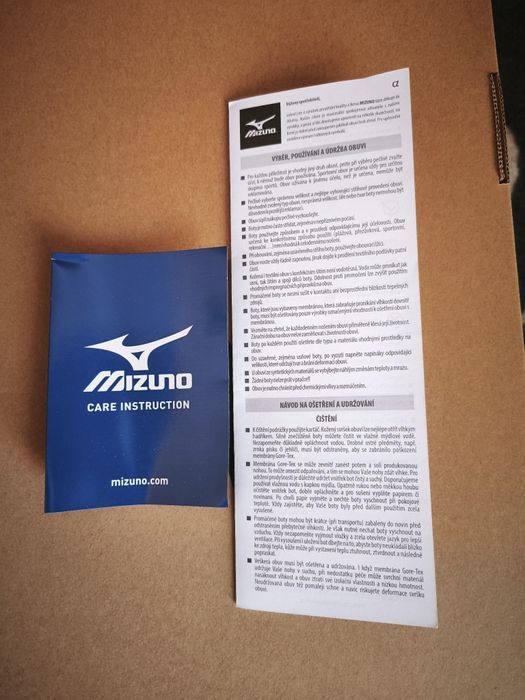 Кросівки Mizuno Wave Horizon 7
