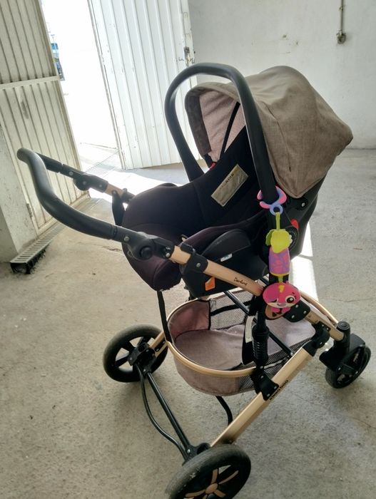 Carrinho de bebe Trio