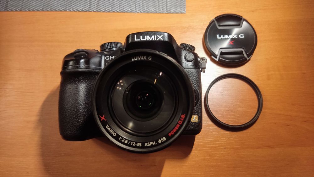 Panasonic GH3 plus Lumix G X Vario 12-35 F2.8