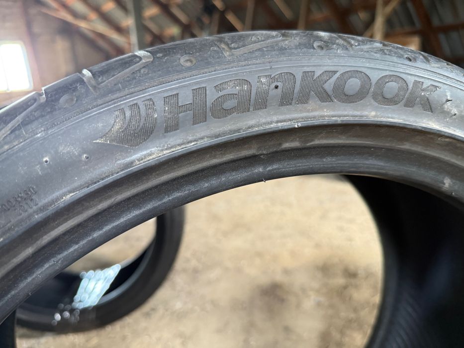 Резина 245/35/19