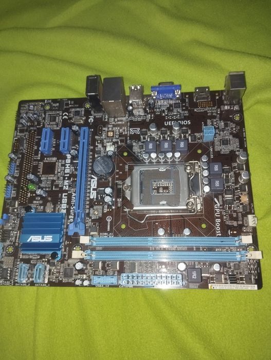 Motherboard asus P8H61 - M2 usb3 a funcionar em bom estado