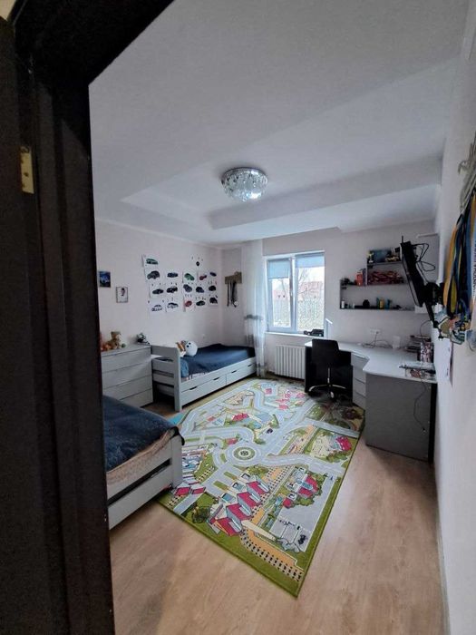 Продам дом с евроремонтом в Нерубайском!