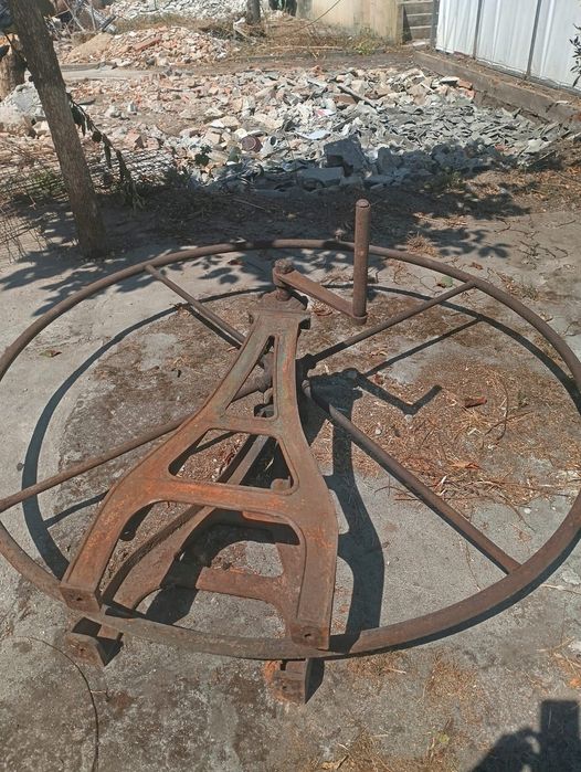 Roda de poço antigo