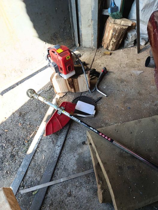 Продам бензокосу Forte mk-152s