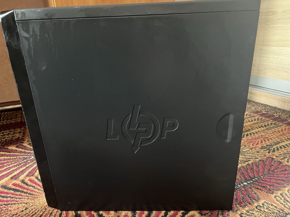 Домашній корпус ПК/PC