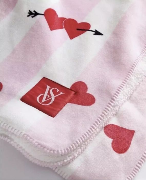 Плед Вікторія Сікрет ковдра Cozy-plush Blanket Victoria's Secret