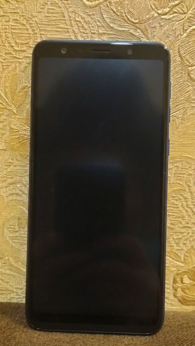 Продам телефон Sumsung A7!
