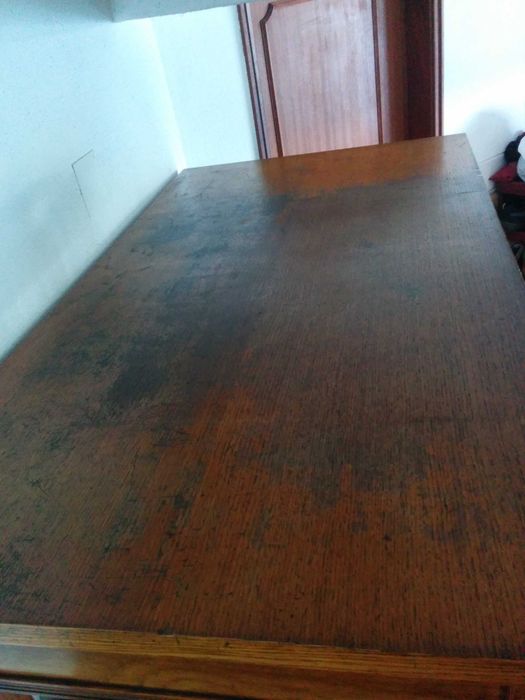 Mesa / Secretária Olaio