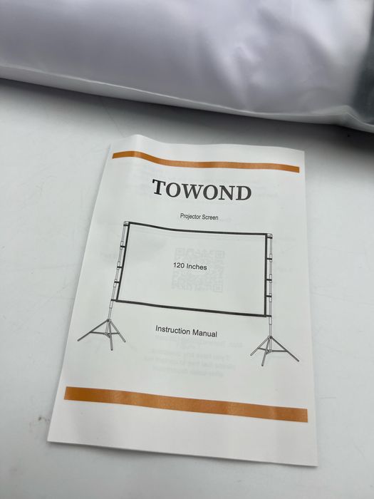 Ekran projekcyjny TOWOND 120 cali – z pełnym zestawem i torbą
