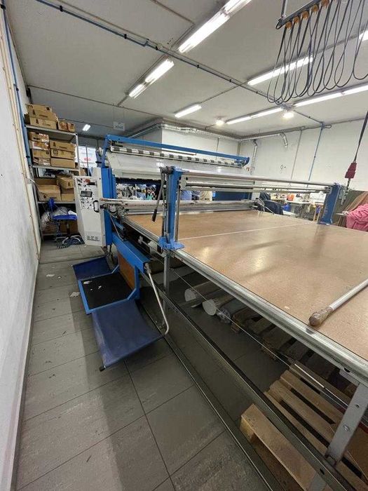 Carro de Estender Malha/Tecidos c/ Serra de Fita | Têxtil Industrial