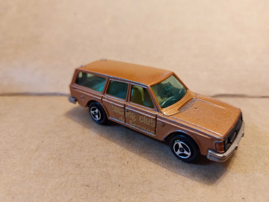 Majorette Volvo 245DL N° 220 (Touring Club de France)