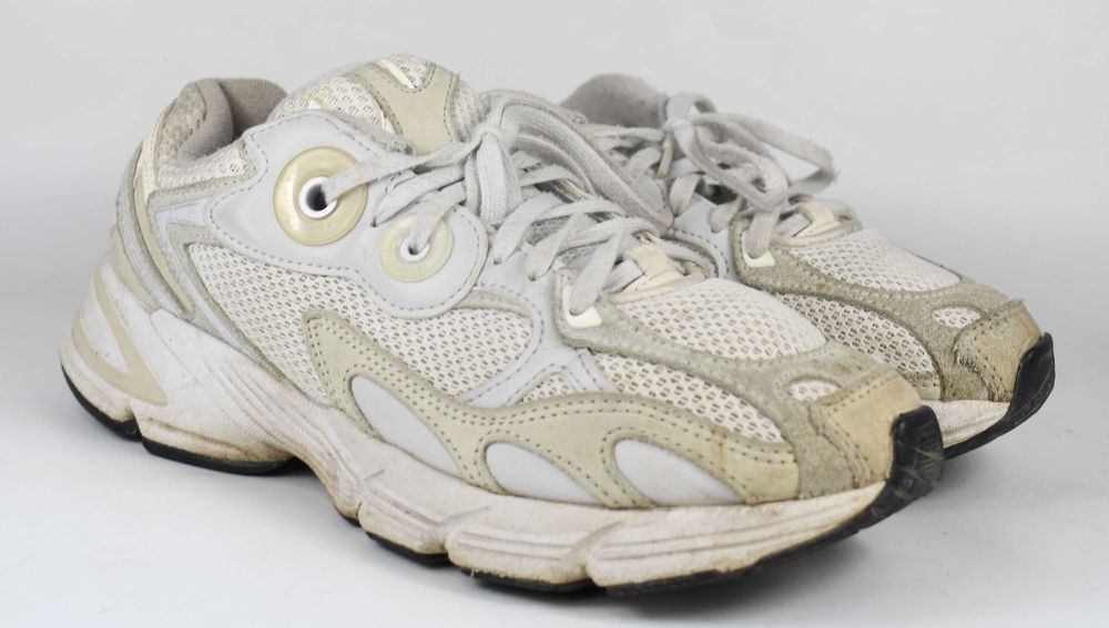 Używane buty Adidas Astir HP9039 roz. 38 2/3