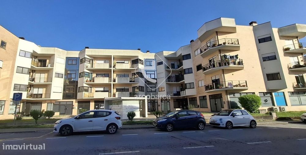 Apartamento T5 Duplex c/terraço  (Junto ao Continente)