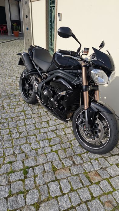 Triumph Speed Triple 1050 94