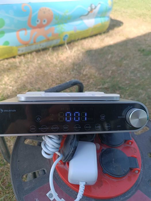 Radio sieciowe kuchenne podszafkowe firmy Auna