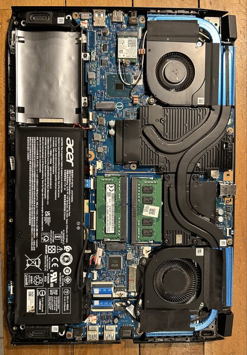 Acer Predator i7-10750H, 16GB RAM, GeForce RTX 3060