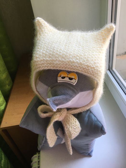 Чудова гарненька м‘якенька шапочка