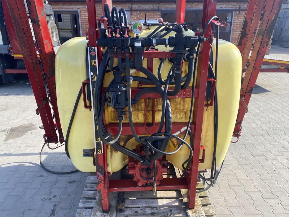 Opryskiwacz Hardi 1000 l , 15 m , hydraulika