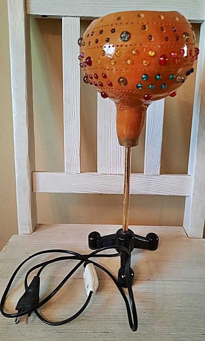 Lampa na stolik z kloszem z tykwy