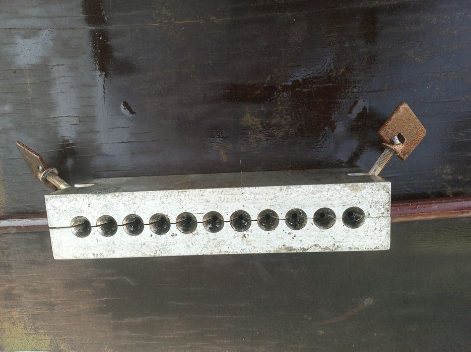 Форми для грузіл