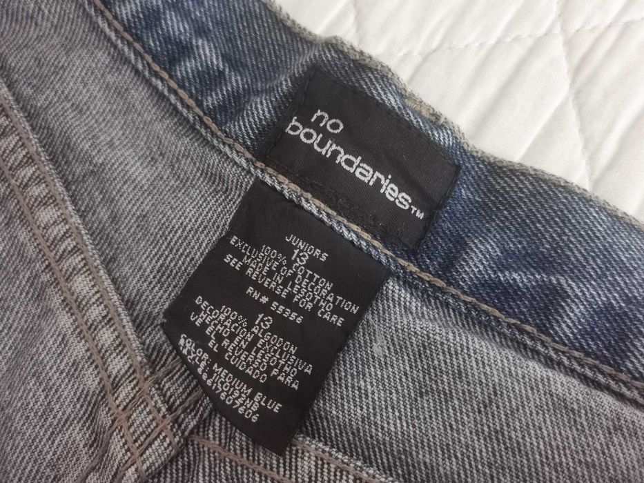 Jeansy Biodrówki No Boundaries Vintage Y2K McBling Dzwony Varsity M L