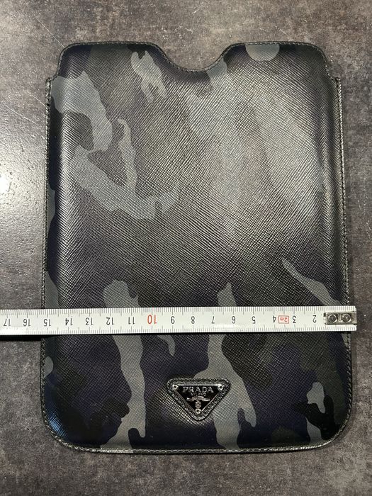 PRADA pokrowiec moro na IPada mini