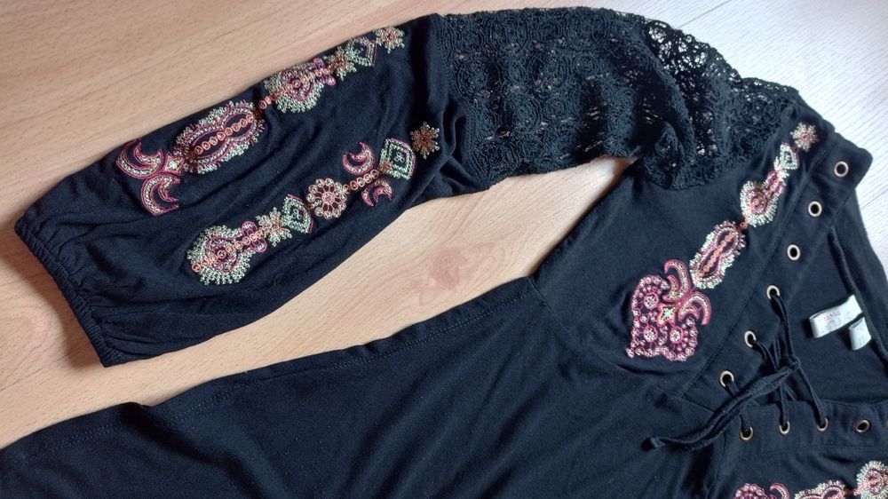 Bluzka Gothic gotycka haft koronka