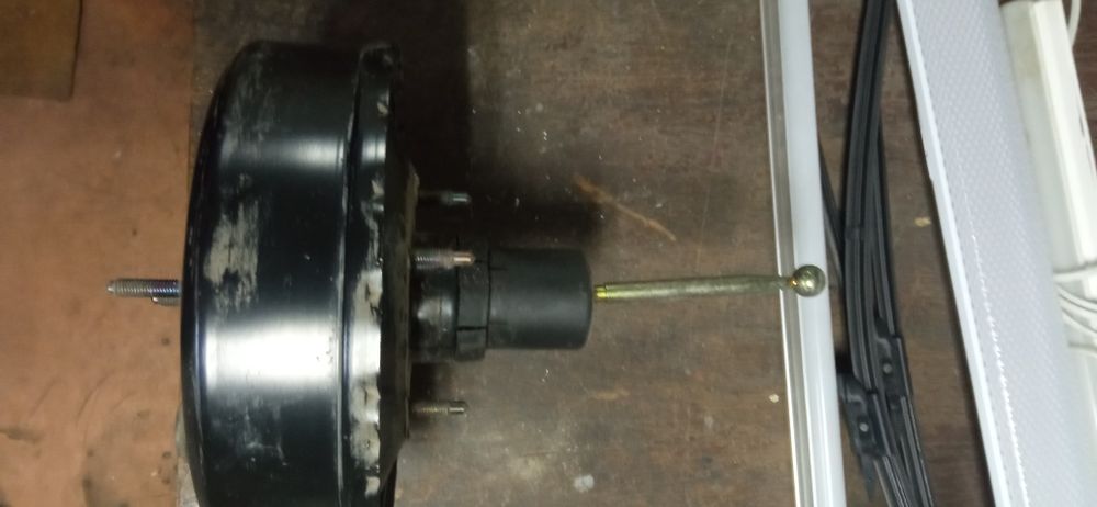 Вакумний підсилювач гальм фольц ваген polo 4