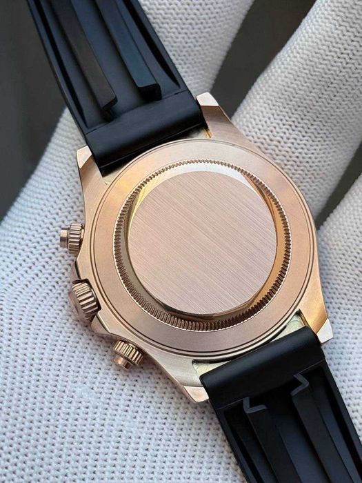 Швейцарські годинники Rolex Cosmograph Daytona 40mm Everose Gold