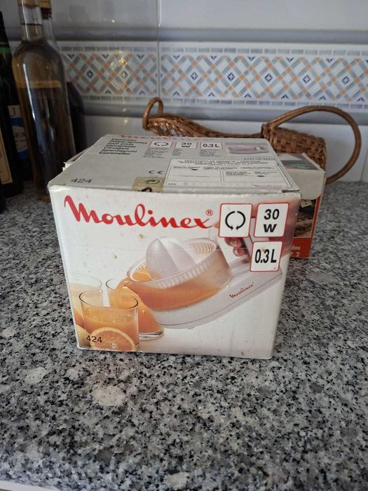 Espremedor elétrico Moulinex vintage com caixa — 30W