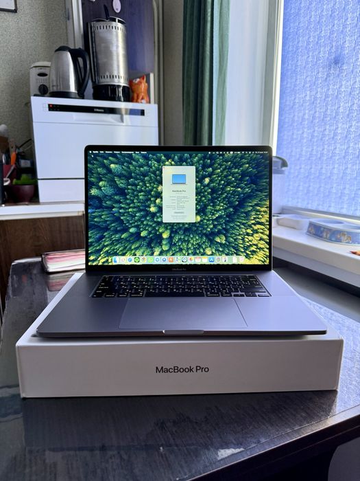 MacBook Pro 16-inch, 2019, Intel Core i7,AMD Radeon Pro 4 GB,16gb,512 Apple ssd,100 цыклов,полный комплект