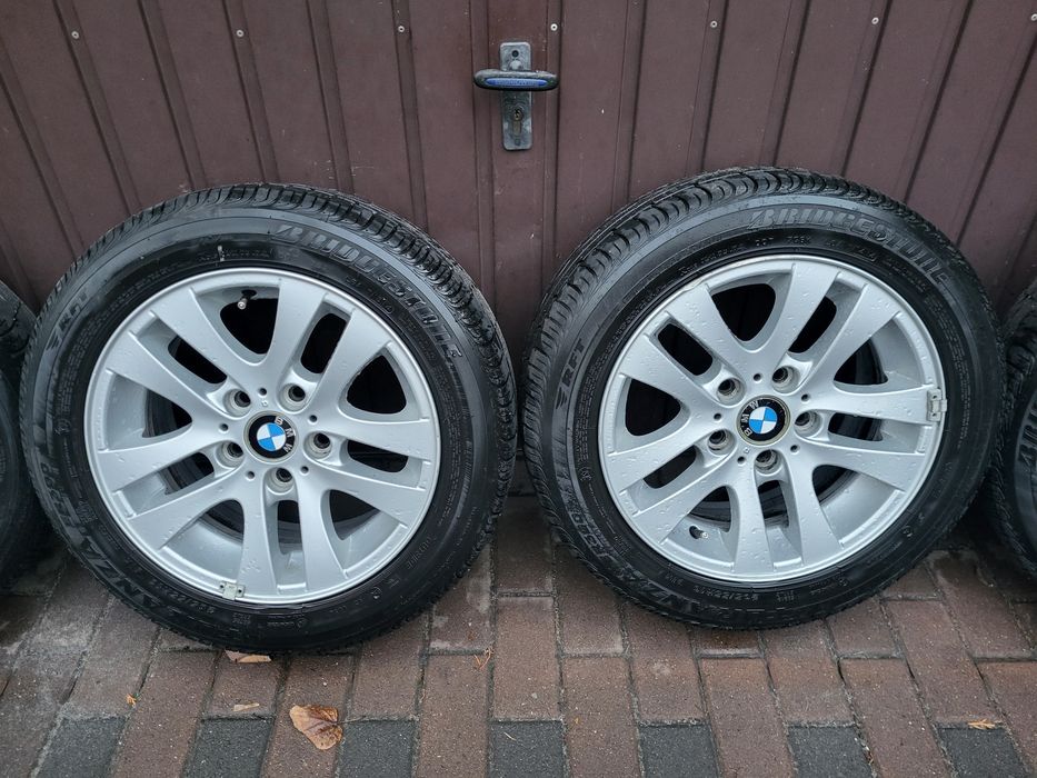 Oryginalne felgi aluminiowe BMW 16cali z oponami 205/55R16