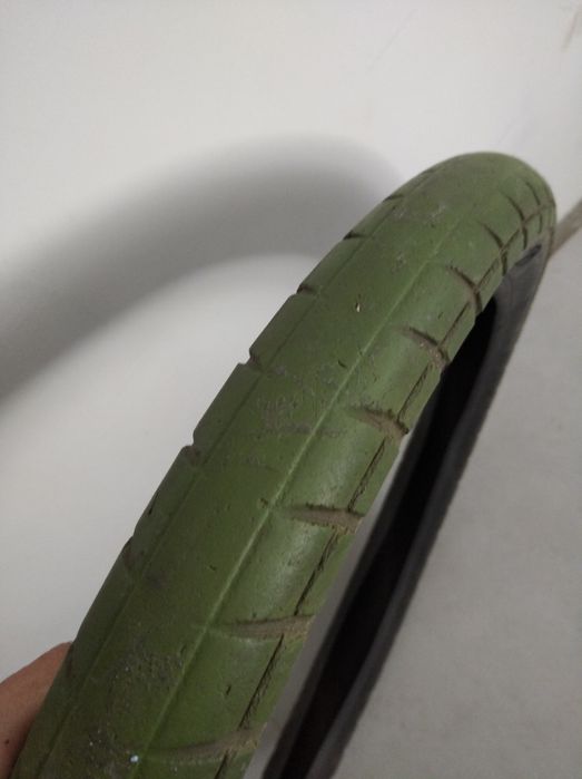 Продам покришку BSD