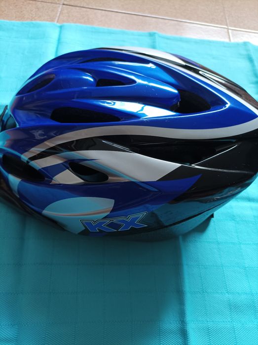 Capacete de bicicleta, como novo.