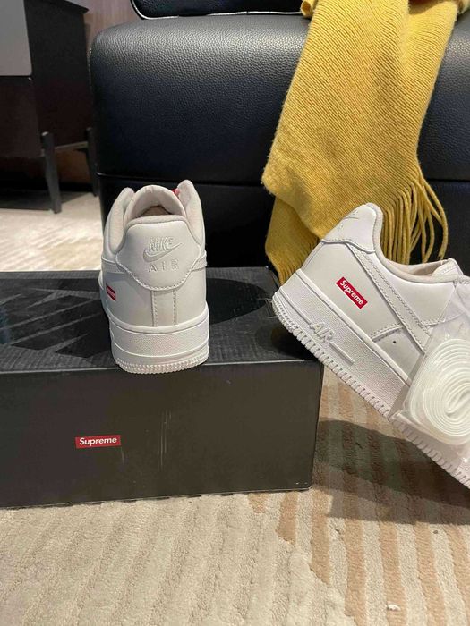 nk Air Force 1 Low Supreme Biały r 38