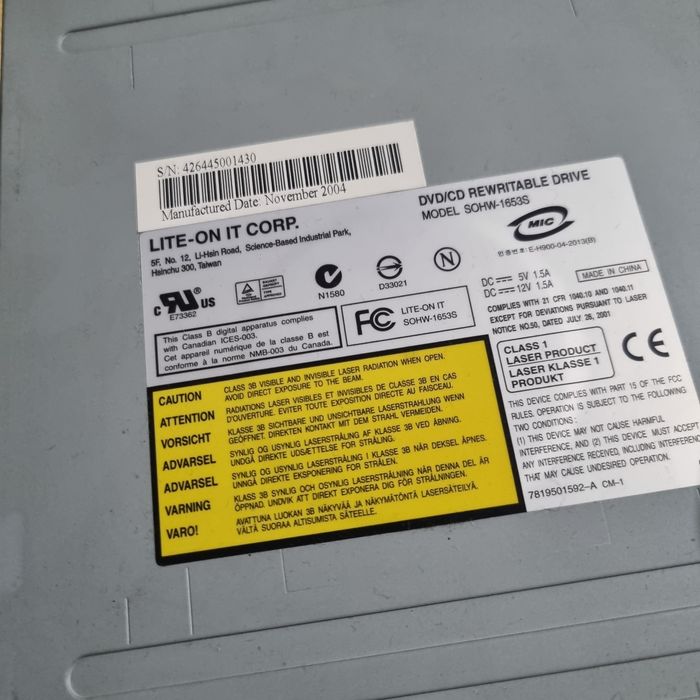 Nagrywarka DVD/CD Lite-On SOHW-1653S | IDE/ATA | Komplet kabli | Retro