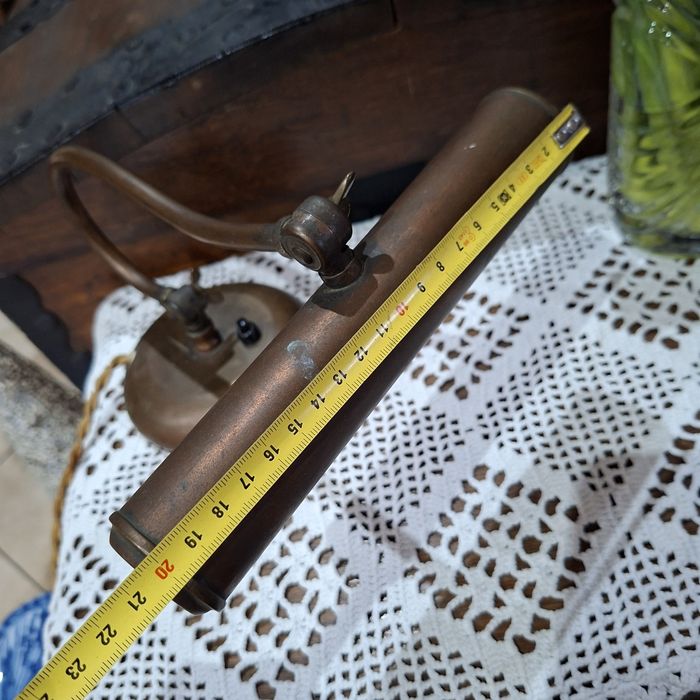 Antyczna miedziana lampa fortepianowa