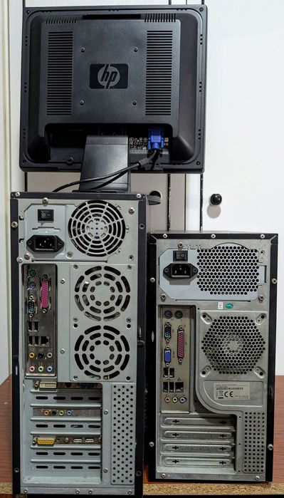 2 Desktops e 1 Monitor