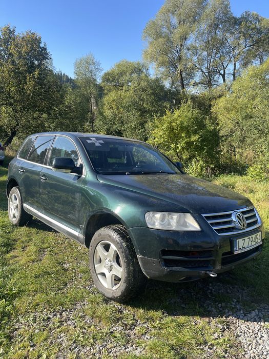Volkswagen Touareg, надійне та обслужене авто