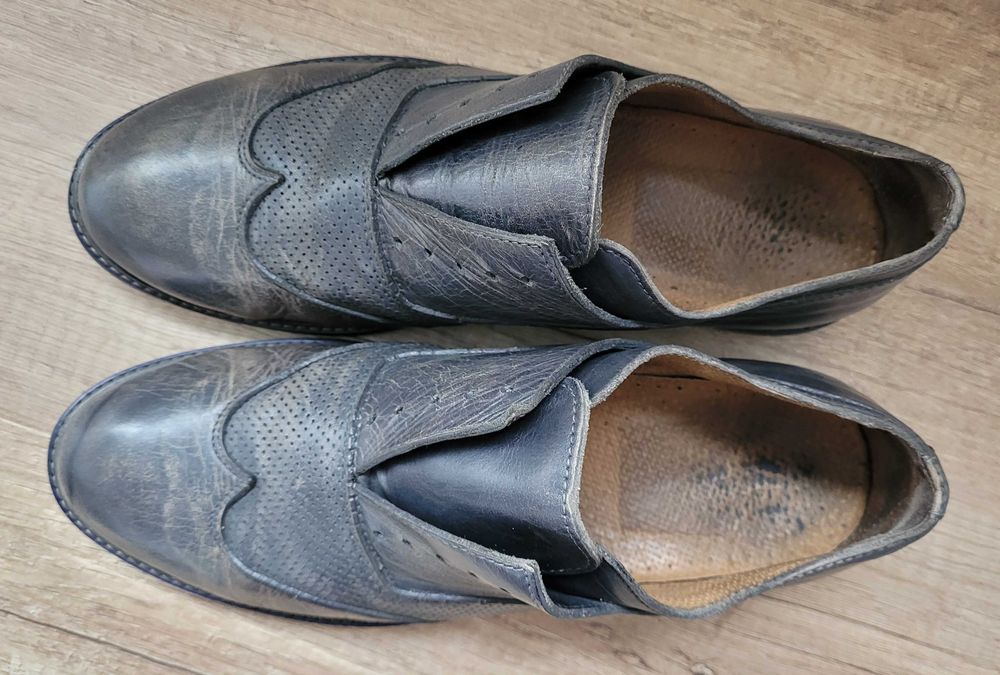 Туфлі чол. 42 сірі